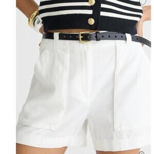 NWOT. J. Crew Seaside Cargo Short In White Linen 4
